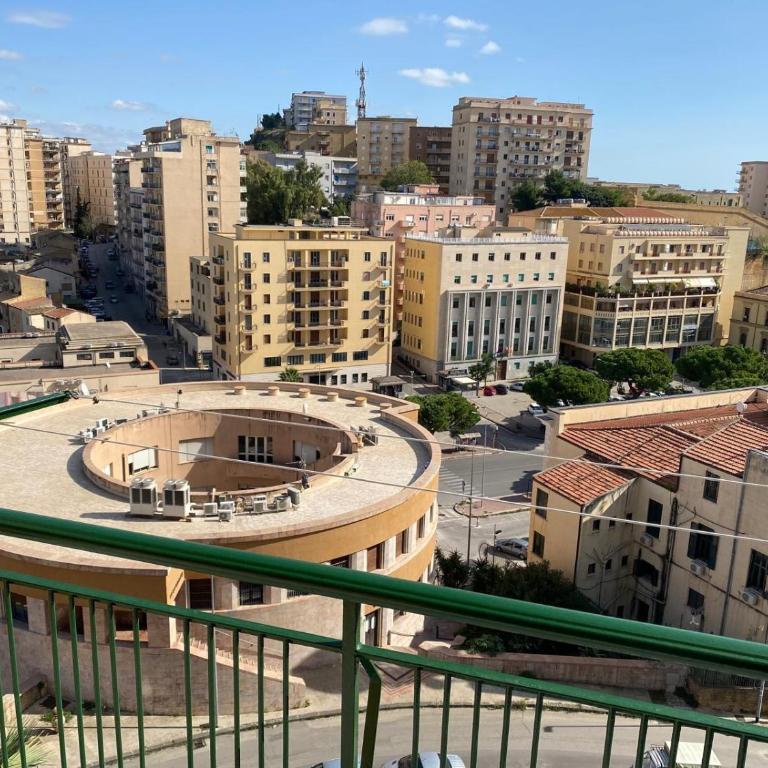 DimoraDora - Appartamento con 2 Camere da Letto e Balcone - 31