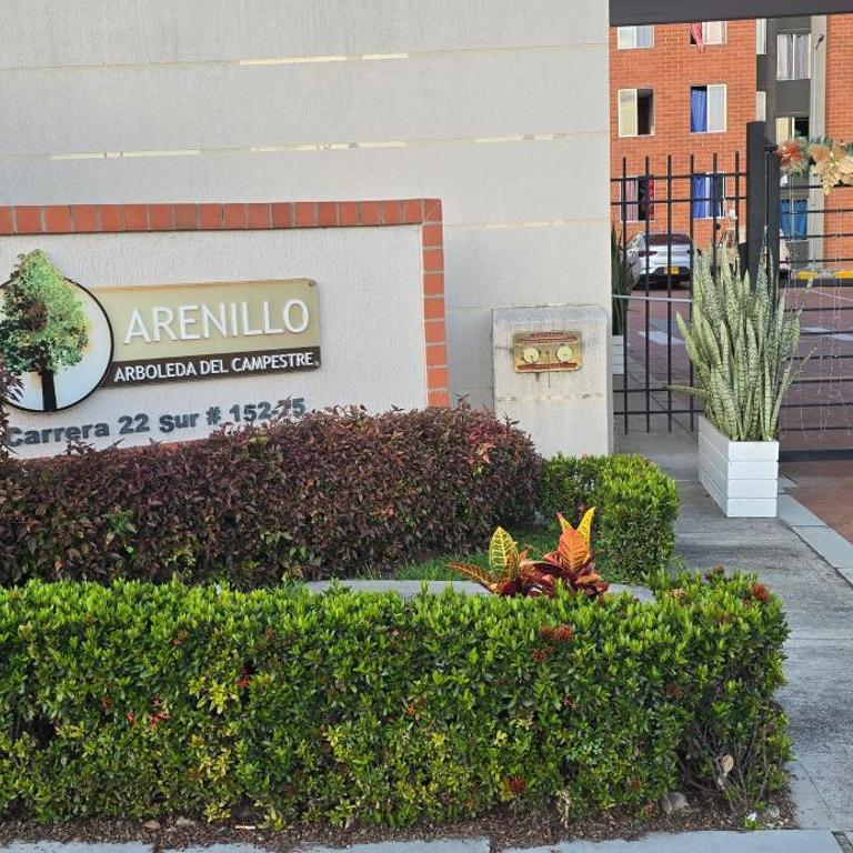 Apartamento con parqueadero y piscina - Apartamento de 2 dormitorios - 20