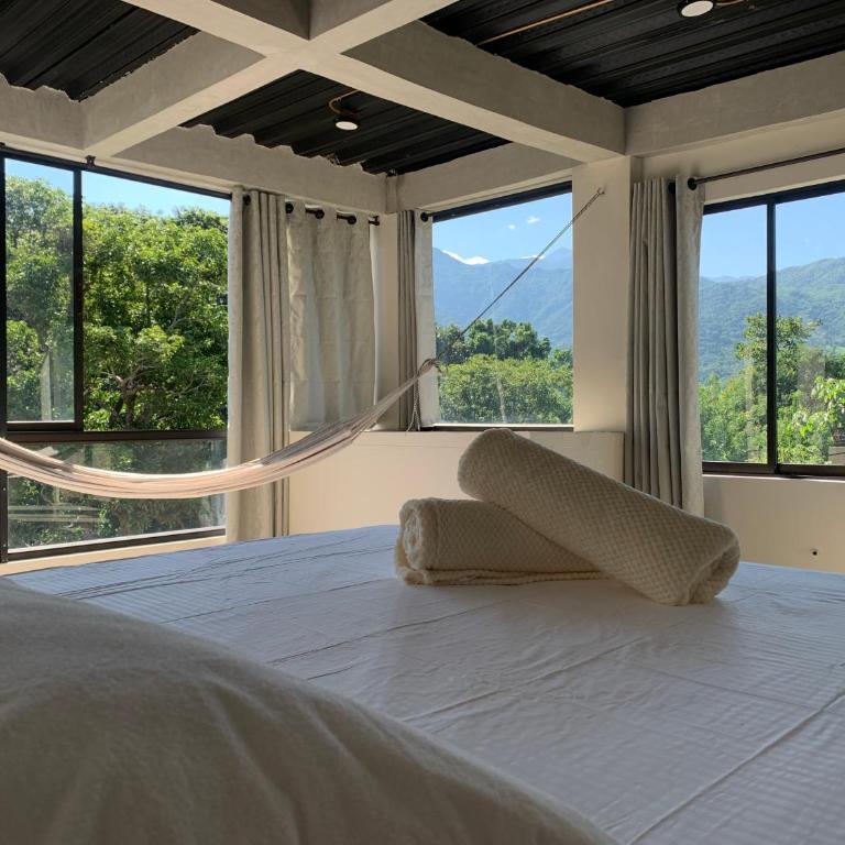 Alto Casa de Montaña - Three-Bedroom House - 10