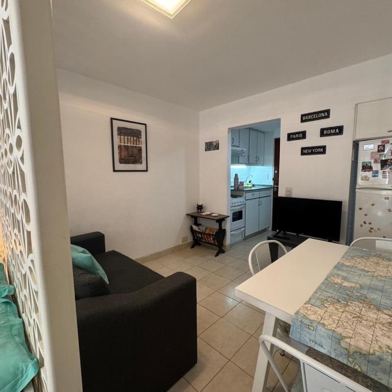 Luminoso mono a metros del Mar - Apartamento de 1 dormitorio - 12