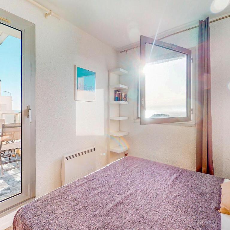 Gorgeous Apartment In Royan With House Sea View - Two-Bedroom Apartment - 7