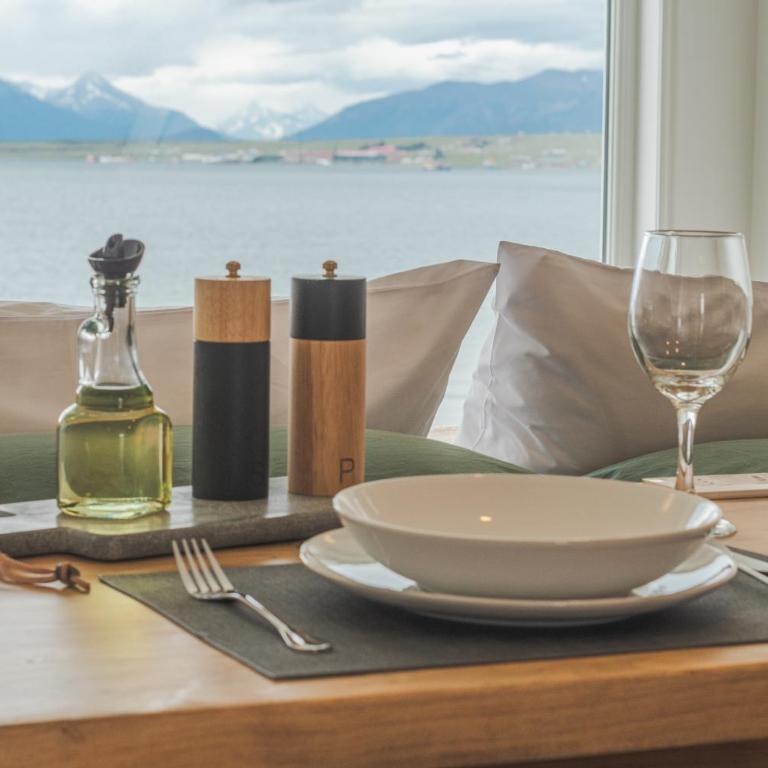 Loft By Toore Patagonia - Deluxe Double Room with Sea View - 38