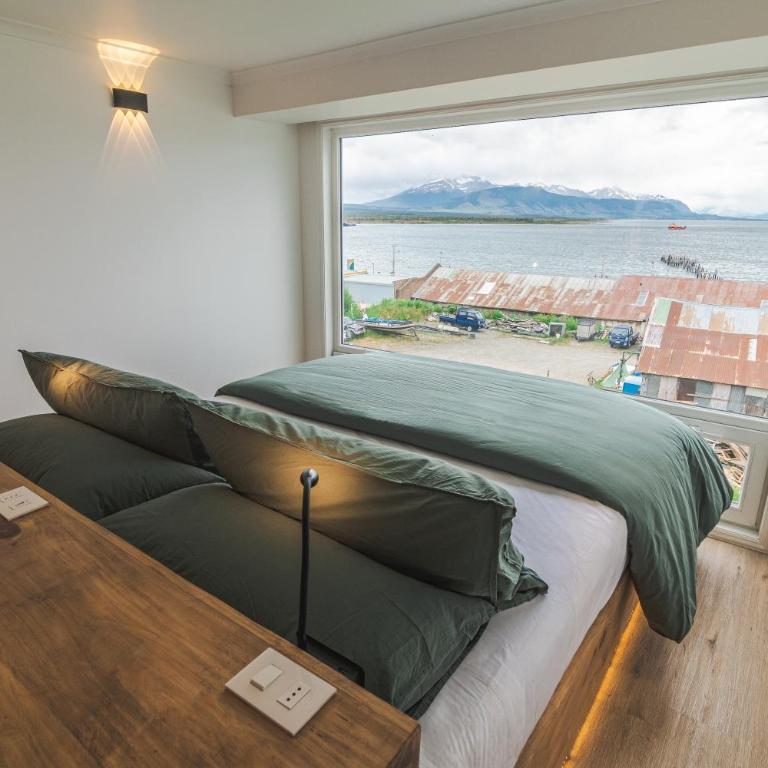 Loft By Toore Patagonia - Deluxe Double Room with Sea View - 59