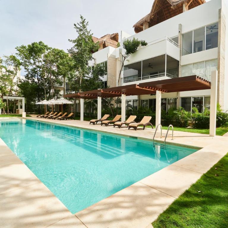 Premium Condo with 2 Pools, Gym, Yoga Deck, BBQ Grill & Security - Apartamento de 2 dormitorios - 33