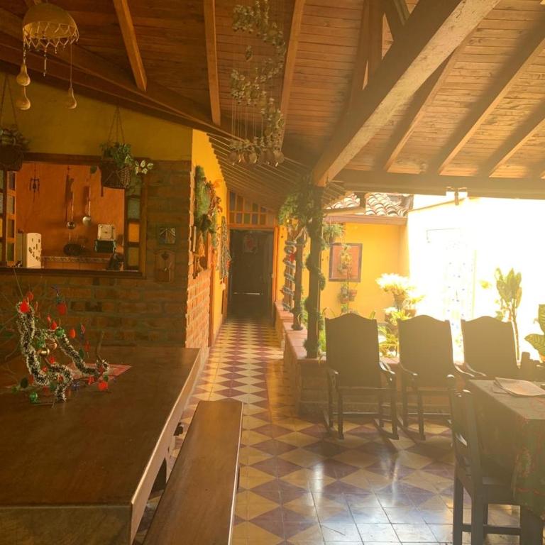 Hermosa casa en Venecia Antioquia - Casa de 3 dormitorios - 1