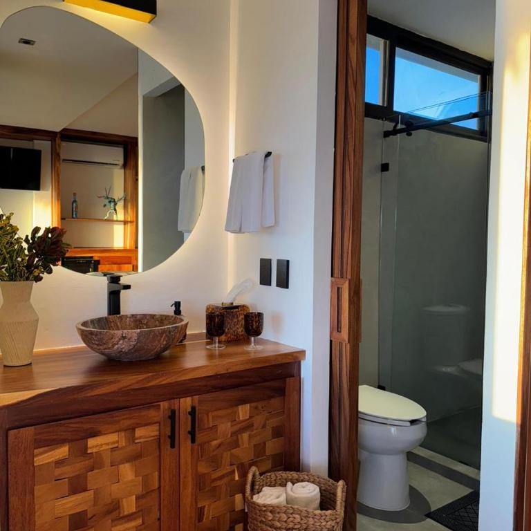 Lu Vee Oasis - Suite con cama extragrande y vistas al mar - 17