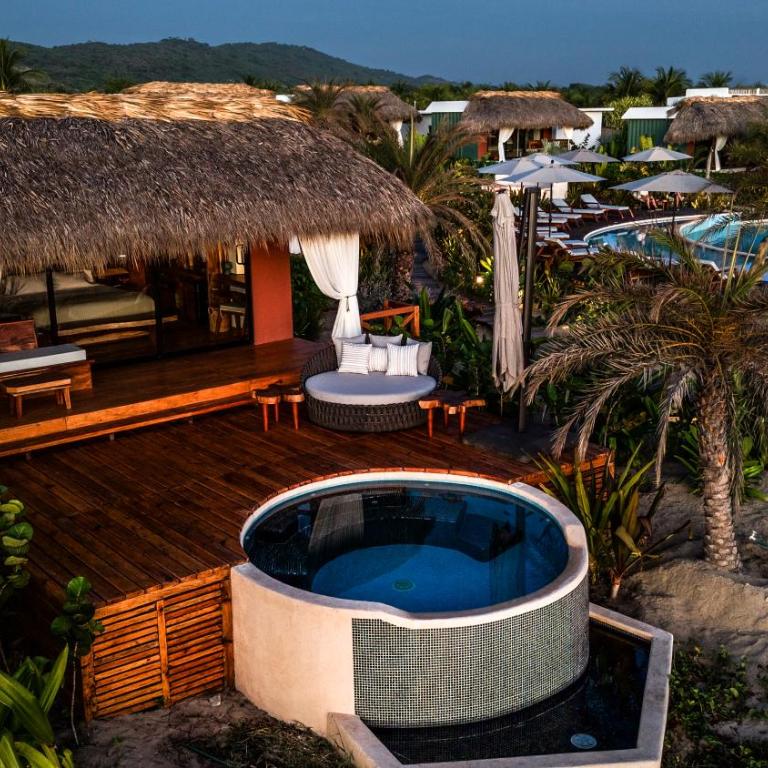 Lu Vee Oasis - Suite con cama extragrande y vistas al mar - 11