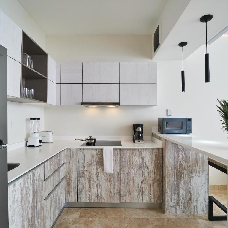 Luxury 2 Story Penthouse with Private Pool, Gym & Rooftop - Apartamento - 2 niveles - 8