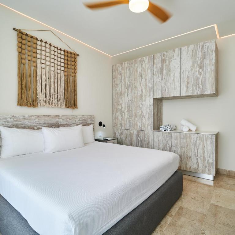Luxury 2 Story Penthouse with Private Pool, Gym & Rooftop - Apartamento - 2 niveles - 22