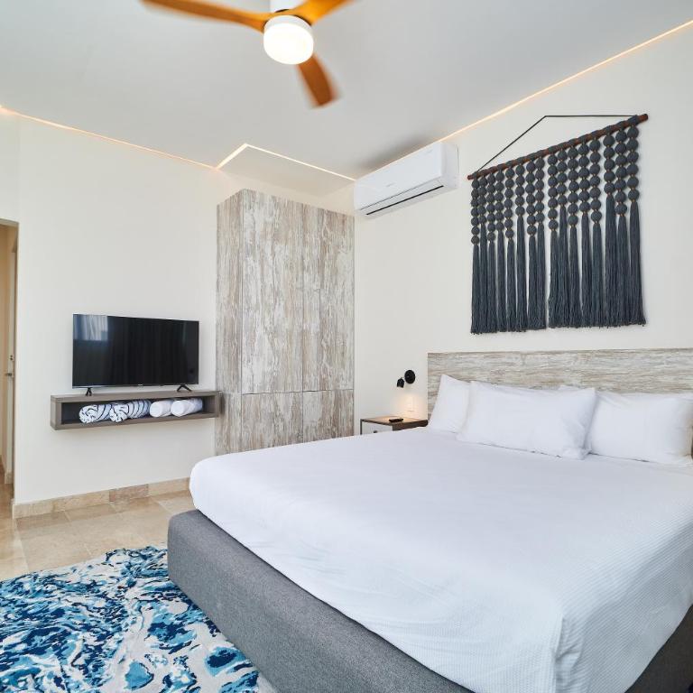 Luxury 2 Story Penthouse with Private Pool, Gym & Rooftop - Apartamento - 2 niveles - 16