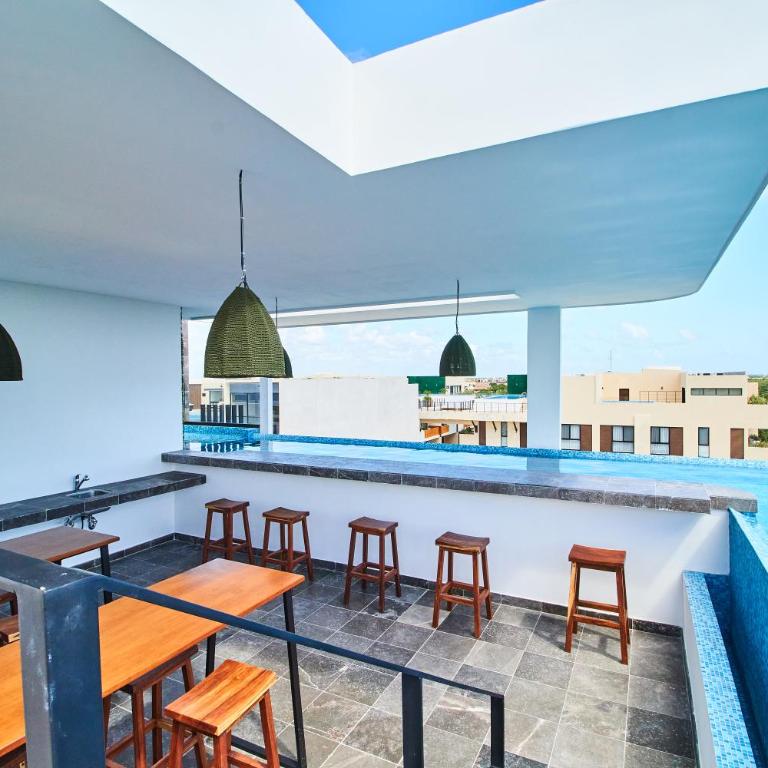 Luxury 2 Story Penthouse with Private Pool, Gym & Rooftop - Apartamento - 2 niveles - 29