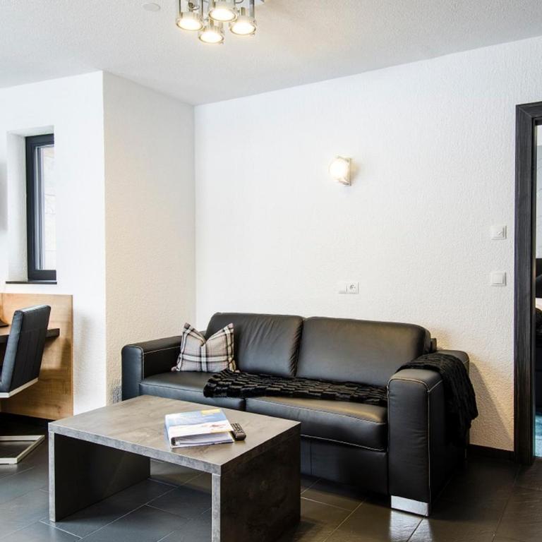 Aparthotel Adrenalin - Apartment mit Terrasse - TOP 2 - 11