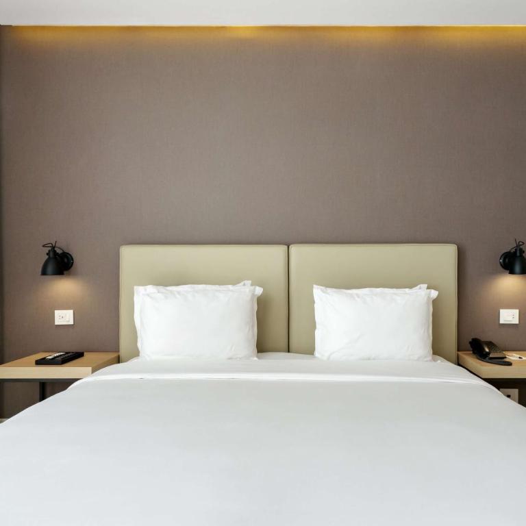 Palmaroga Hotel Asuncion, Tapestry Collection by Hilton - Habitación con cama extragrande. - 3