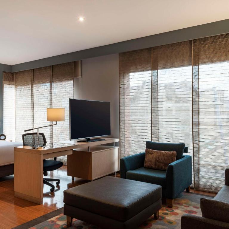 Doubletree By Hilton Bogota Calle 100,Co - Suite Junior con cama grande - 2