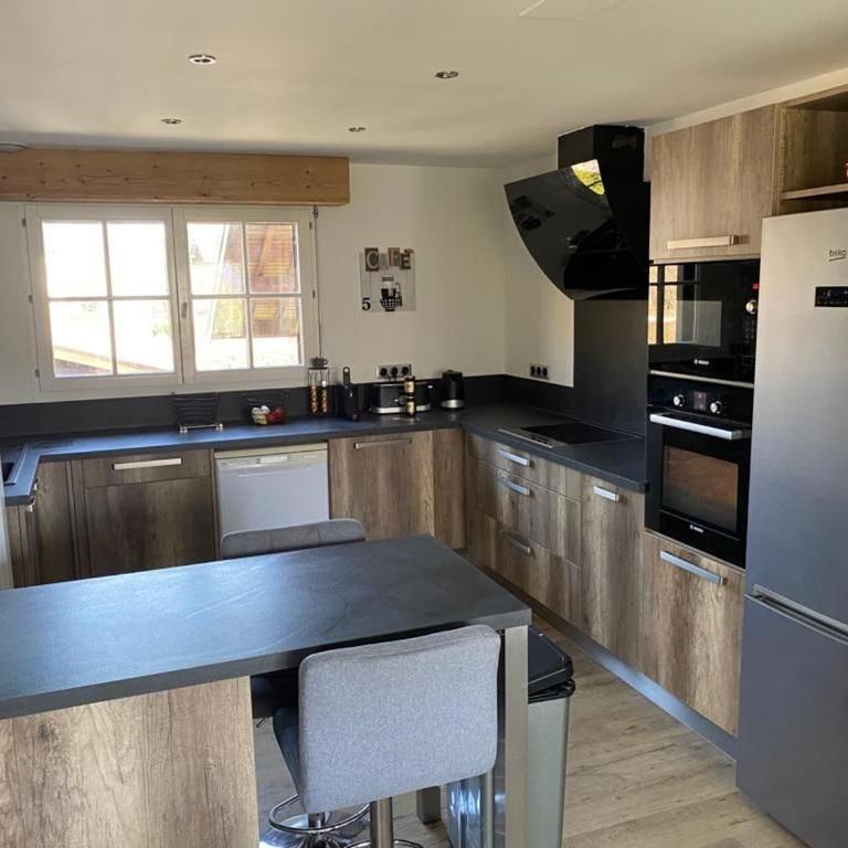 Gîte spacieux à Gérardmer avec vue sur lac, 3 chambres, Wi-Fi et parking - FR-1-589-761 - Appartement - 6