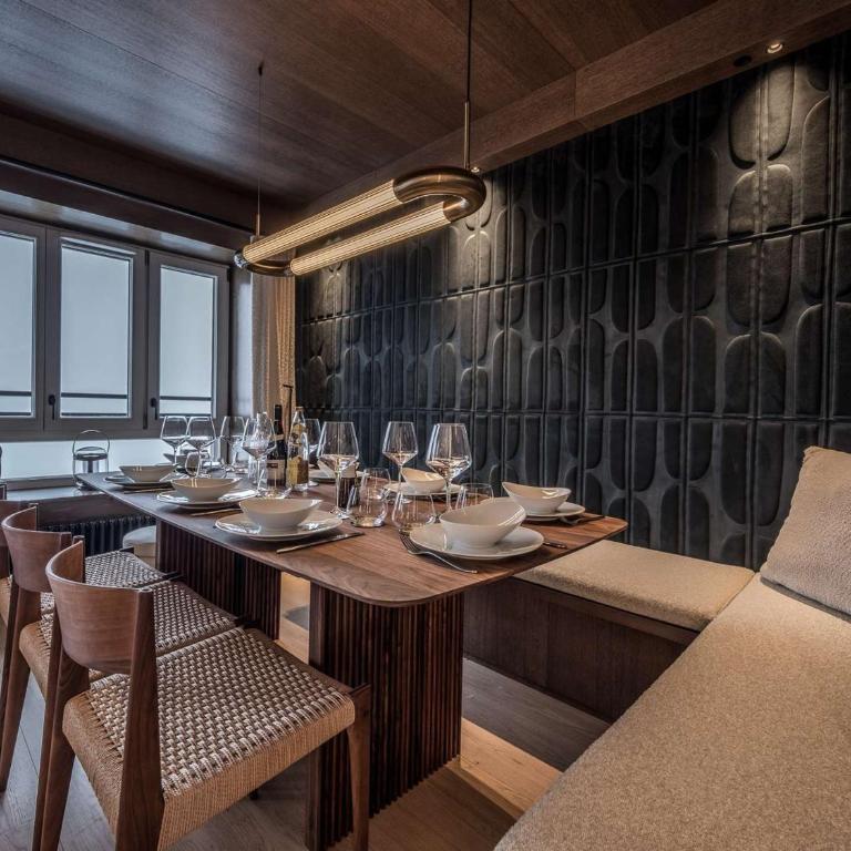 Appartement ski aux pieds à Courchevel avec cheminée, parking, Wi-Fi pour 9 personnes - FR-1-631-222 - Apartment - 8