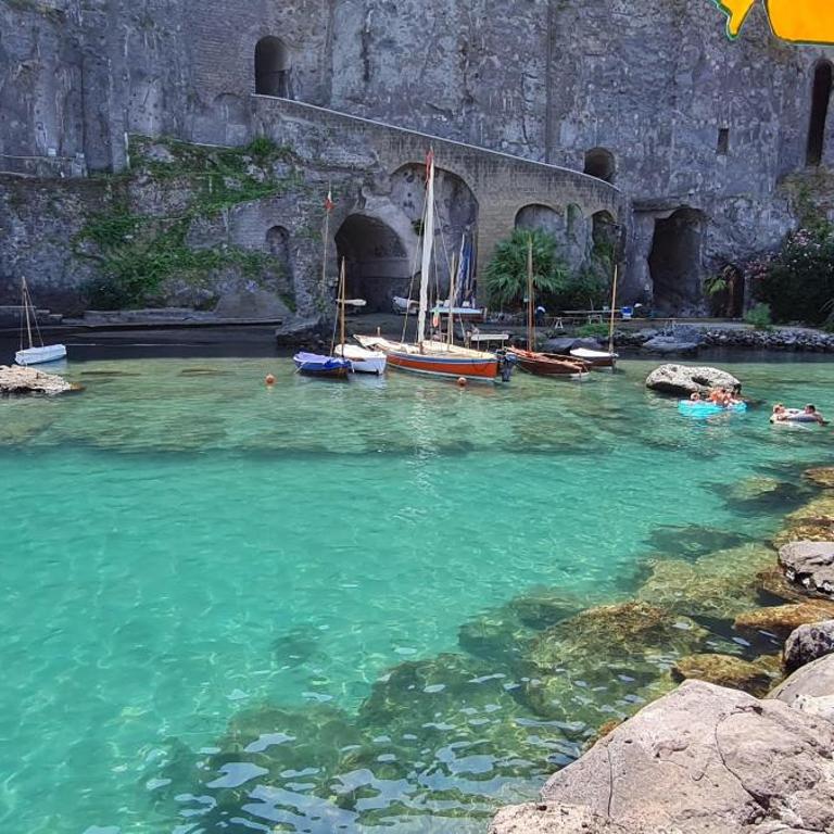 Casa Dafne Sorrento historical center wonderful rooftop - Two-Bedroom House - 12