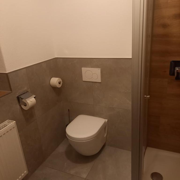 Achtalgarten - Apartment mit 1 Schlafzimmer - 12