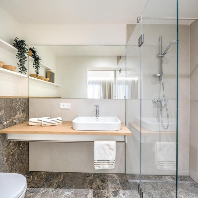 Dorfchalet by we rent - Ferienhaus mit Dusche - 23