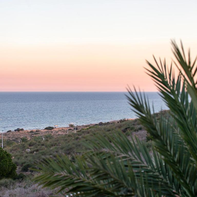 5 min walk to the beach Spacious terrace - Apartment mit 2 Schlafzimmern - 25