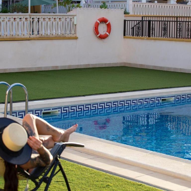 5 min walk to the beach Spacious terrace - Apartment mit 2 Schlafzimmern - 23
