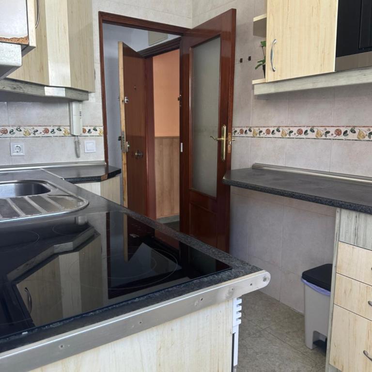 Piso familiar - One-Bedroom Apartment - 8