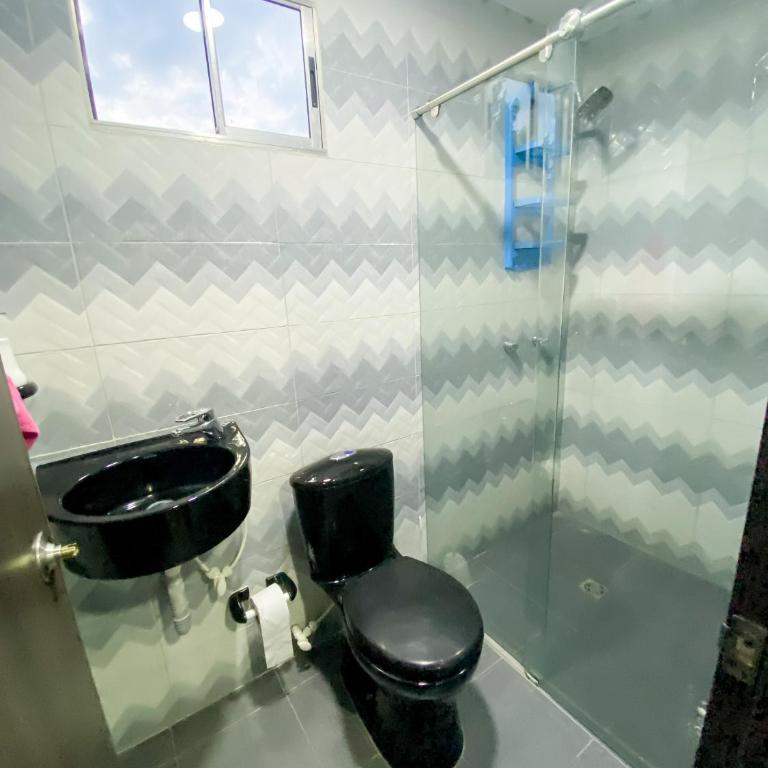 Alojamientos en Cali cerca al terminal y la base aérea - Apartamento Deluxe de 2 dormitorios - 10