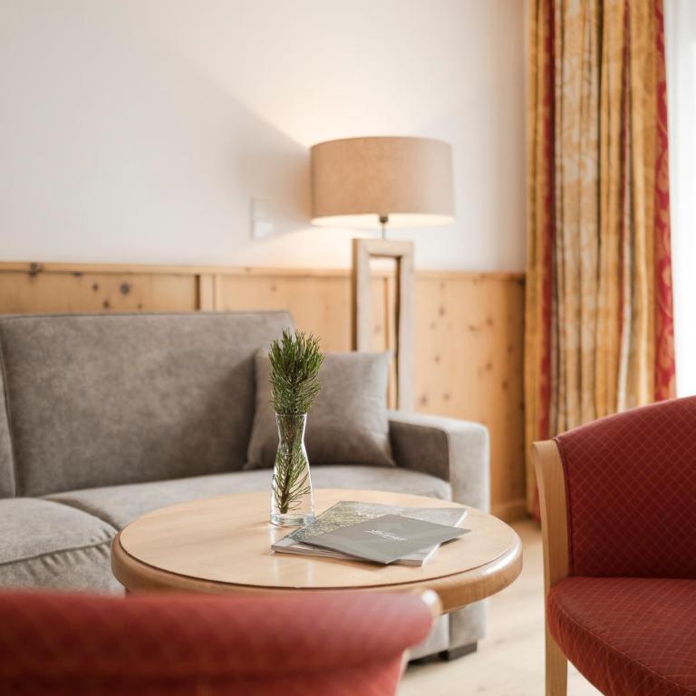 Hotel Lärchenhof - Junior Suite mit Balkon und Bergblick - 14
