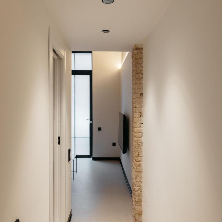 Lovely Exclusivity in Valencia Center - One-Bedroom Apartment - 9