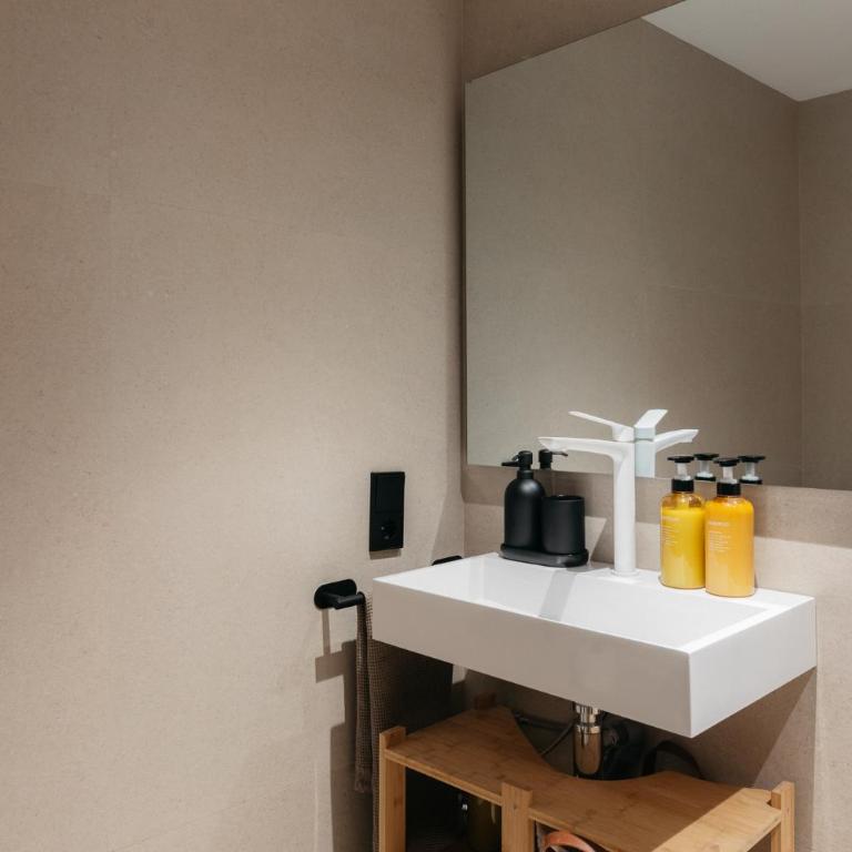 Lovely Exclusivity in Valencia Center - Deluxe Apartment - 32