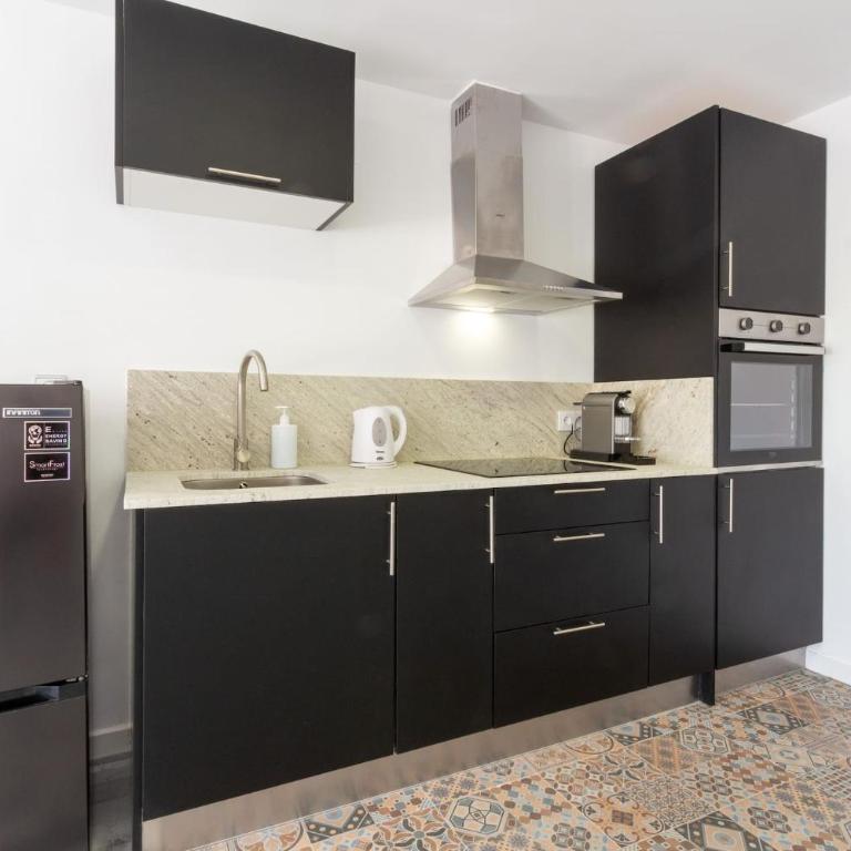 The Sun - pool and relax - One-Bedroom Apartment - 6