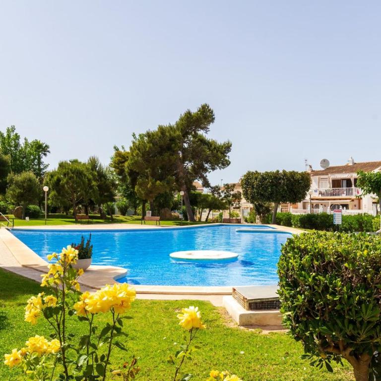 The Sun - pool and relax - One-Bedroom Apartment - 5