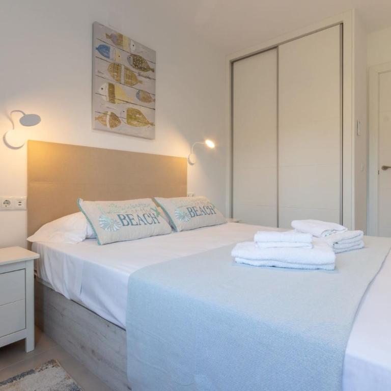 Vistas al mediterráneo by Domidai - Two-Bedroom Apartment - 10