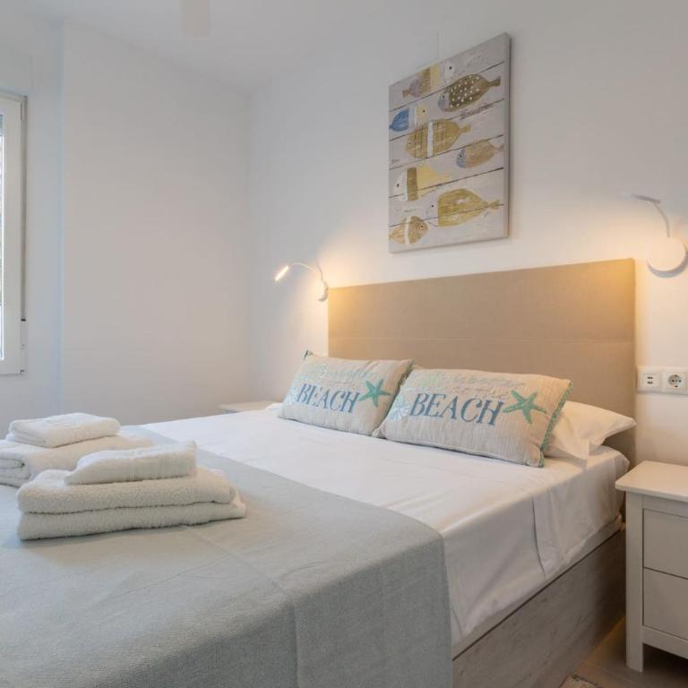 Vistas al mediterráneo by Domidai - Two-Bedroom Apartment - 13