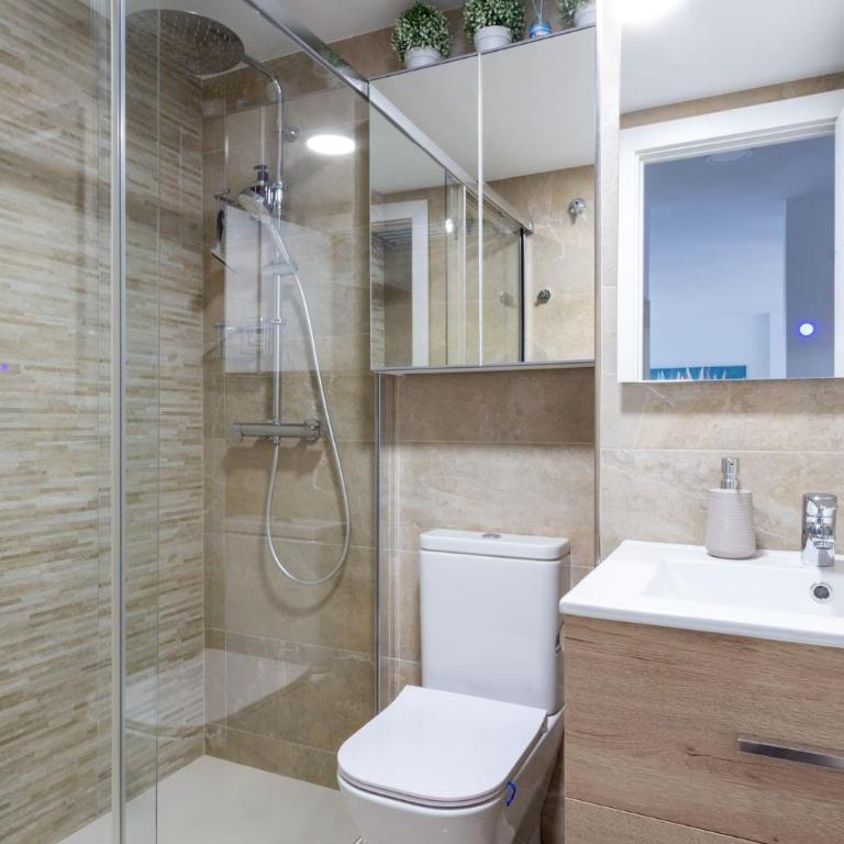 Vistas al mediterráneo by Domidai - Two-Bedroom Apartment - 15