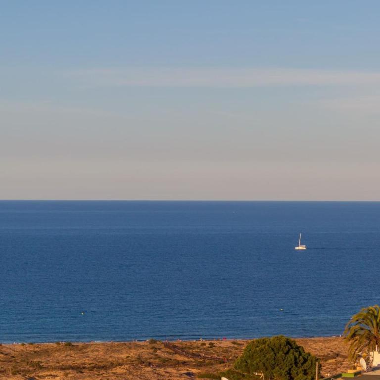 The Icon - Lujo con Vistas al Mar - Three-Bedroom Apartment - 18