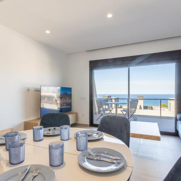 The Icon - Lujo con Vistas al Mar - Three-Bedroom Apartment - 28