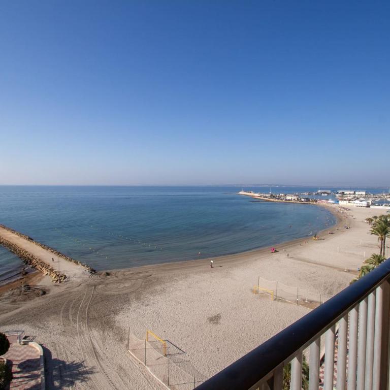 Ático a pie de playa para relax y teletrabajo - Apartamento de 3 dormitorios - 29