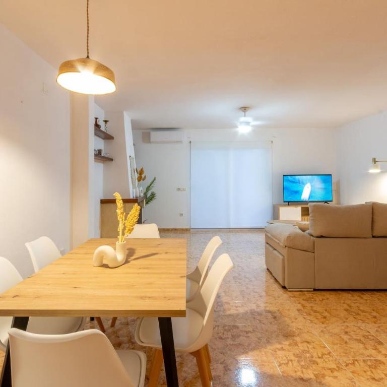 The Small Village - Pool and Relax near the Airport - Three-Bedroom Apartment - 20