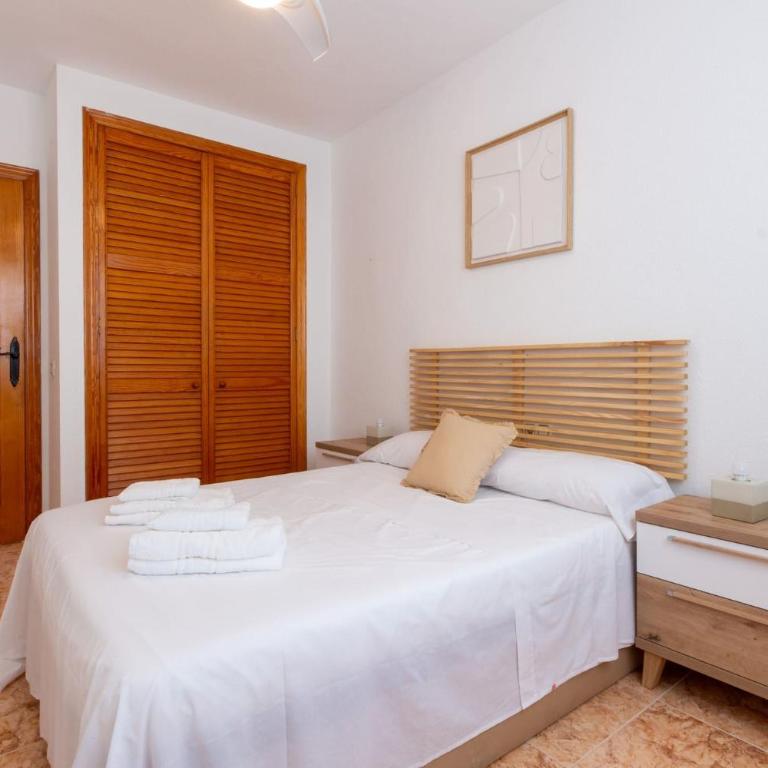 The Small Village - Pool and Relax near the Airport - Three-Bedroom Apartment - 28
