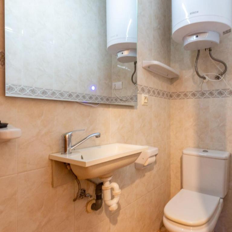 The Small Village - Pool and Relax near the Airport - Three-Bedroom Apartment - 32