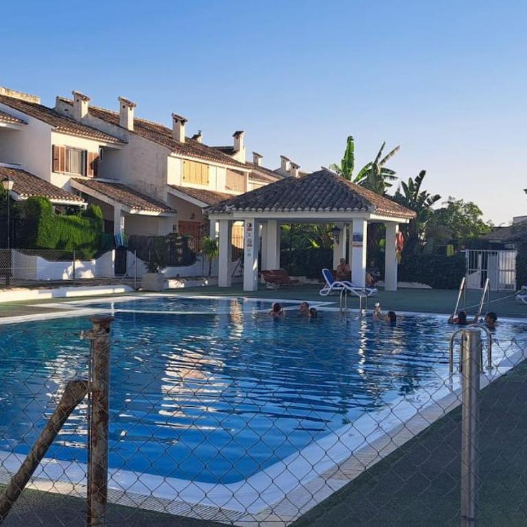The Small Village - Pool and Relax near the Airport - Three-Bedroom Apartment - 45