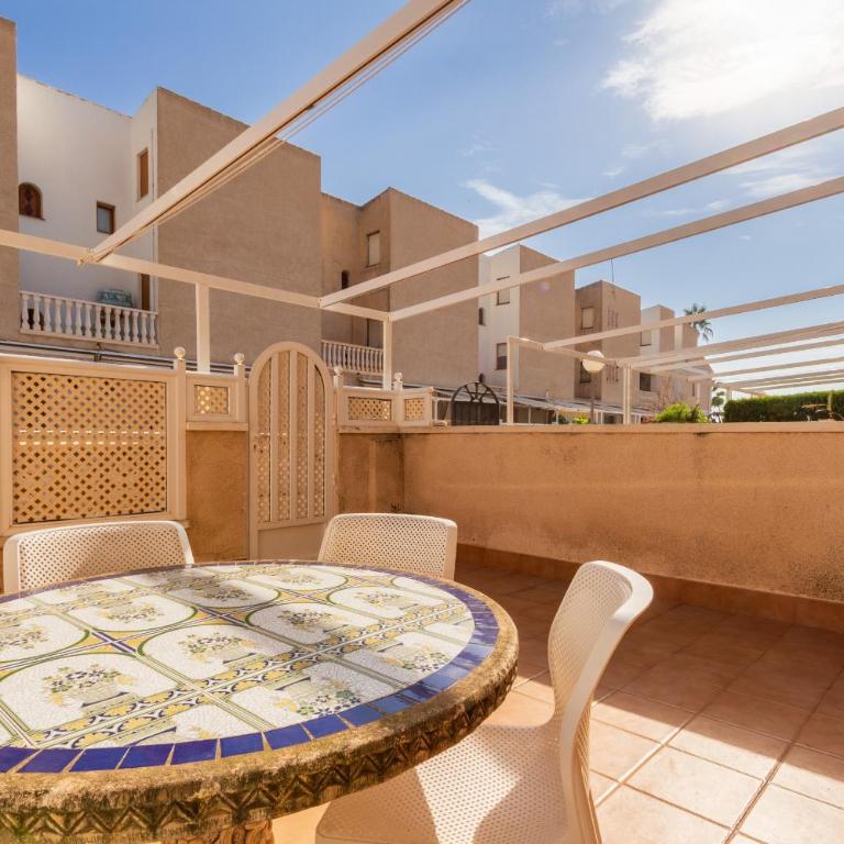 Gran casa en Santa Pola a 10 metros de la playa - Apartamento - 3