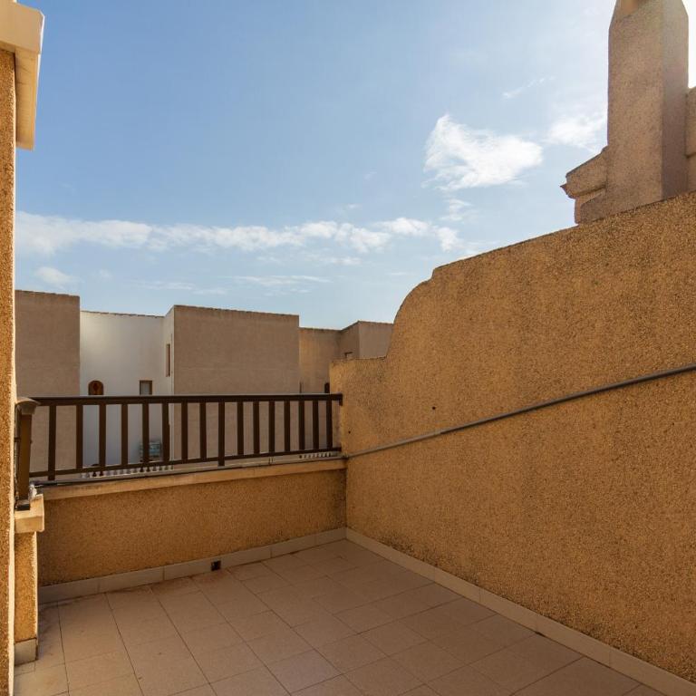 Gran casa en Santa Pola a 10 metros de la playa - Apartamento - 15