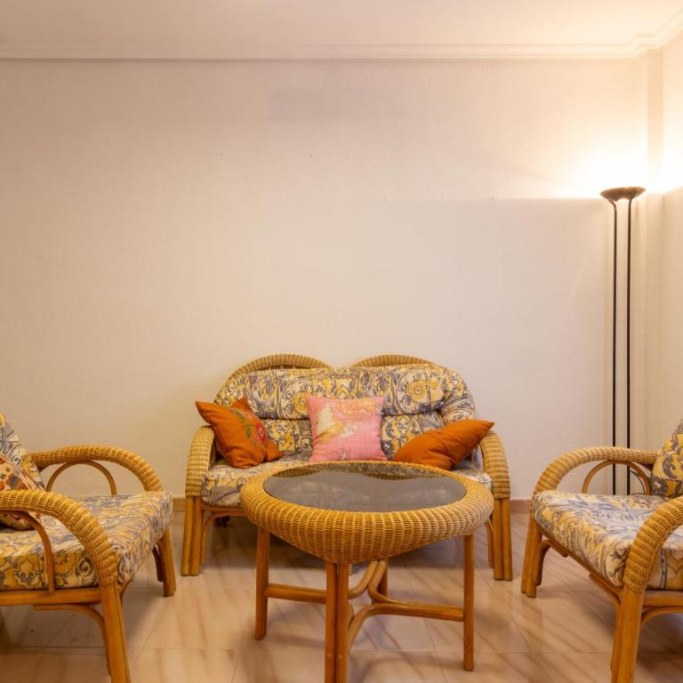 Gran casa en Santa Pola a 10 metros de la playa - Apartamento - 41