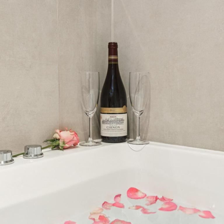 Lavie Maison Hot Tub and AC Near Arc de Triomphe - Appartement 1 Chambre - 4