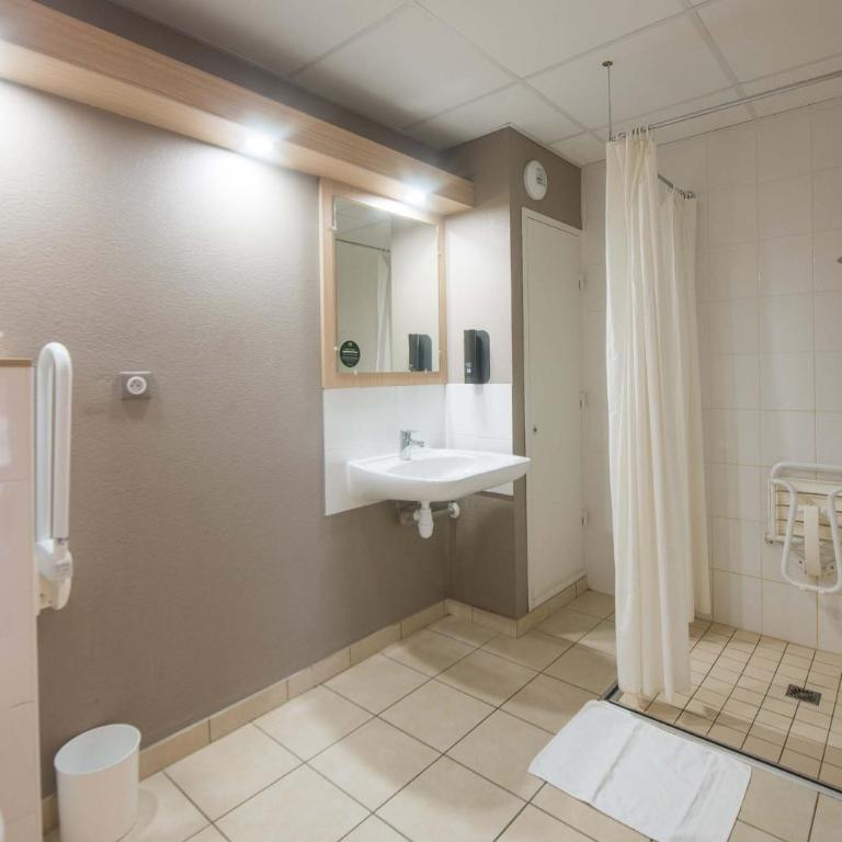 B&B HOTEL Gap - Chambre Double - Accessible aux Personnes à Mobilité Réduite - 9