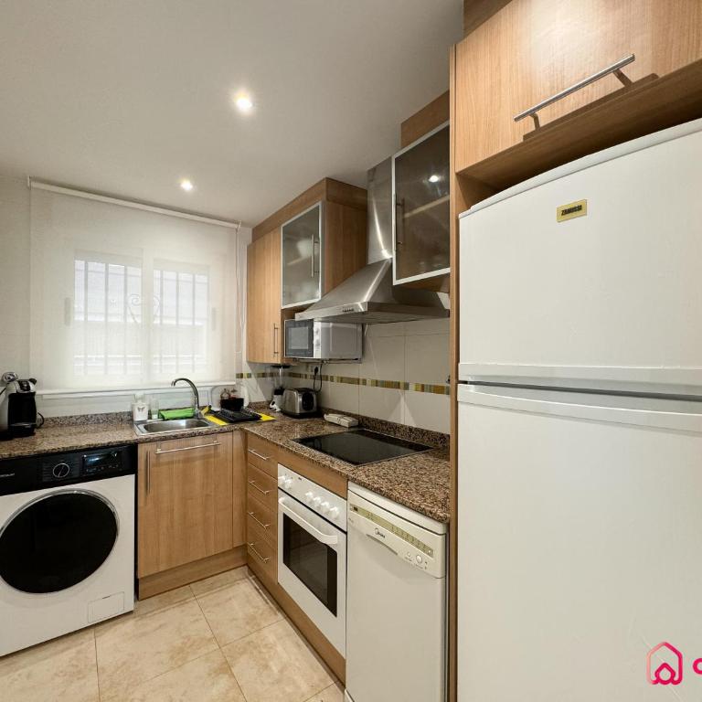 Serenidad Marina - Apartamento de 2 dormitorios con balcón y vistas al mar - 2
