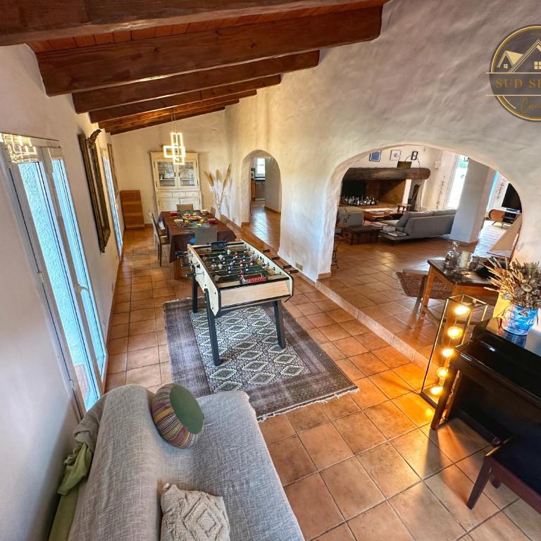 MAS M - Villa d'exception - Piscine - Jeux Enfants - BBQ - Plancha - Cheminée - Calme - 5 Chambres - SUDSEJOURCONCIERGERIE - Villa con Piscina Privata - 7