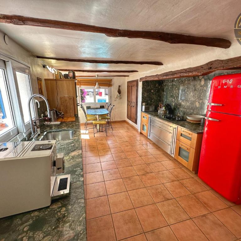 MAS M - Villa d'exception - Piscine - Jeux Enfants - BBQ - Plancha - Cheminée - Calme - 5 Chambres - SUDSEJOURCONCIERGERIE - Villa con Piscina Privata - 25